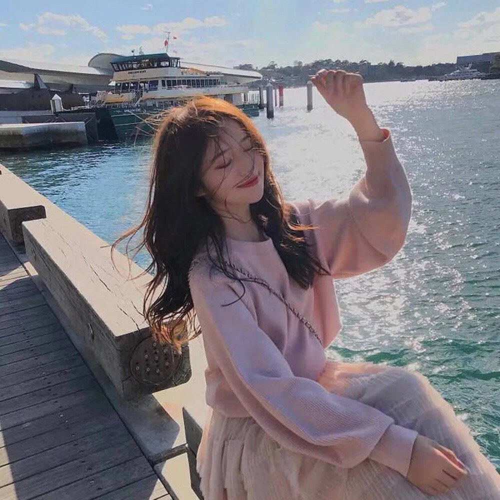 女摄青鬼游埠